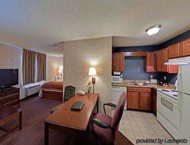 Hawthorn Suites By Wyndham Cincinnati/Sharonville Стая снимка